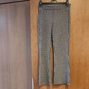 So Size Medium Black And White Pants